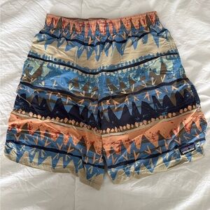 VGUC Boys Patagonia swim trunks size 10